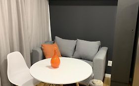 Loft Confortavel E Moderno Com Garagem Perto Da Furb E Vila Germanica