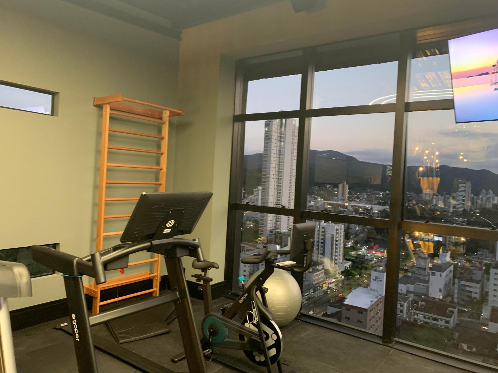 Loft Confortavel E Moderno Com Garagem Perto Da Furb E Vila Germanica Blumenau Exterior foto
