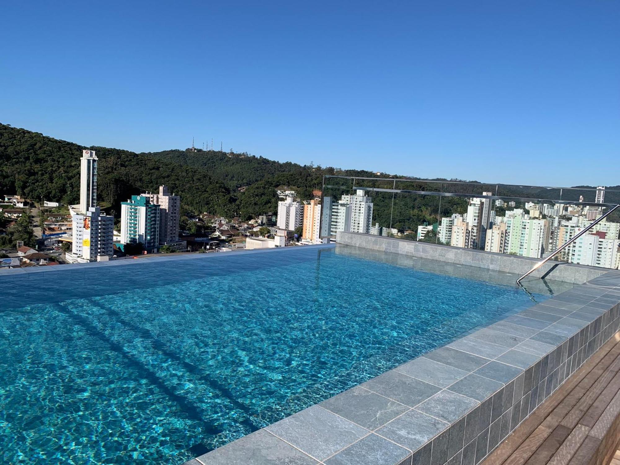 Loft Confortavel E Moderno Com Garagem Perto Da Furb E Vila Germanica Blumenau Exterior foto